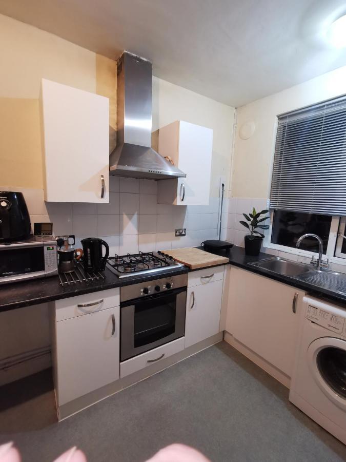 Neat Double Room London Exterior photo